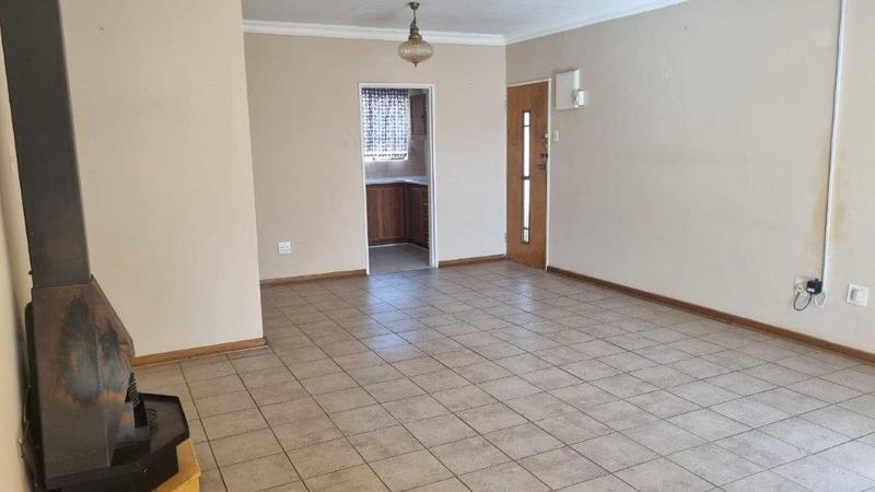 To Let 3 Bedroom Property for Rent in Ladybrand Free State
